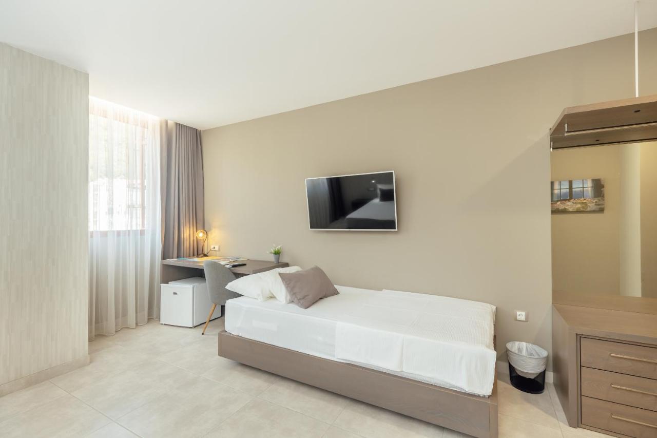 Hotel Centar Novi Herceg Novi Exteriér fotografie