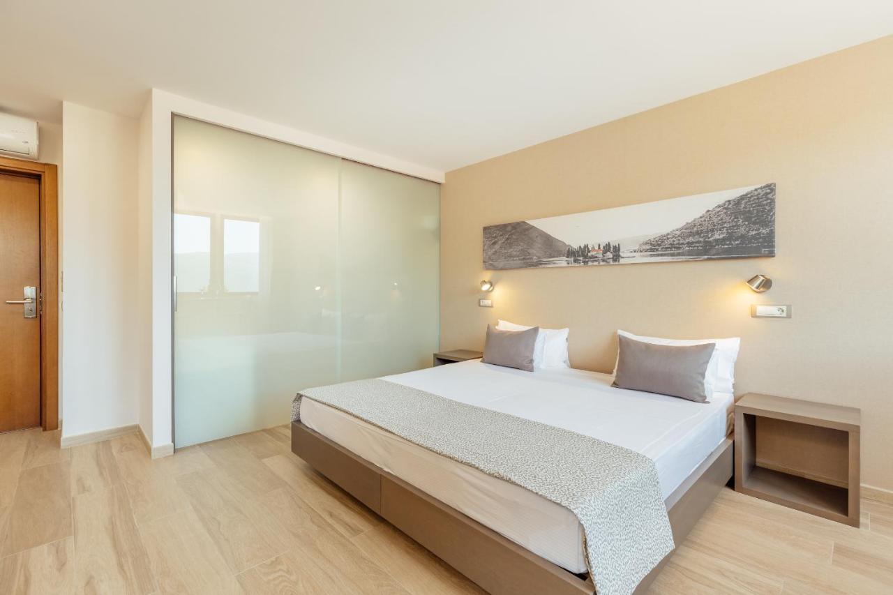 Hotel Centar Novi Herceg Novi Exteriér fotografie