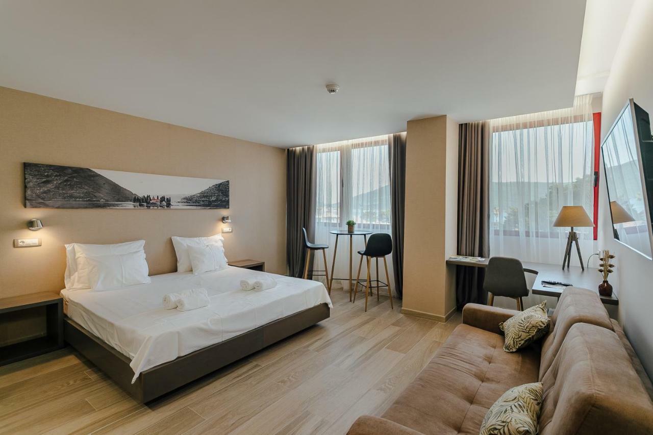 Hotel Centar Novi Herceg Novi Exteriér fotografie